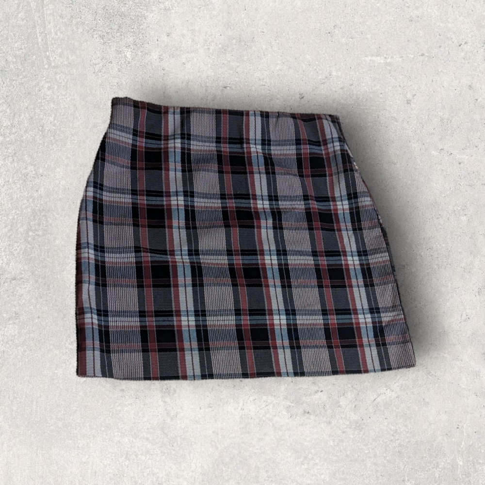 Le Chateau plaid mini skirt